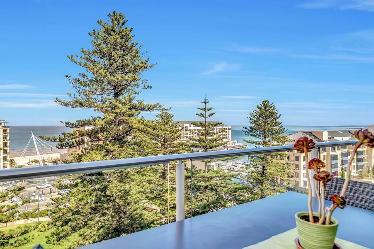 Waterfront Resort-Style Living At Glenelg Beach Adelaida Exterior foto